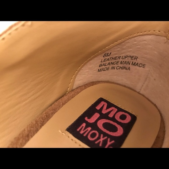 MOJO Moxy Lindy Taupe Size 8M Pumps - Picture 5 of 8